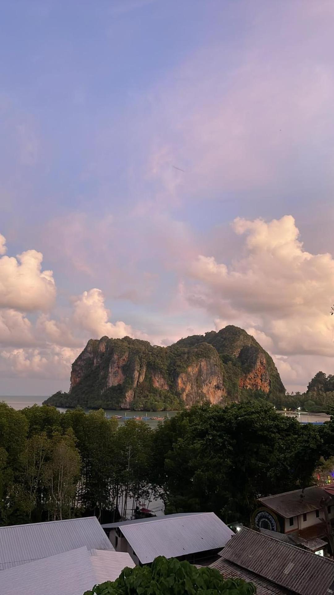 Blanco Hideout Railay - Youth Hostel 18 To 35 Only Eksteriør bilde