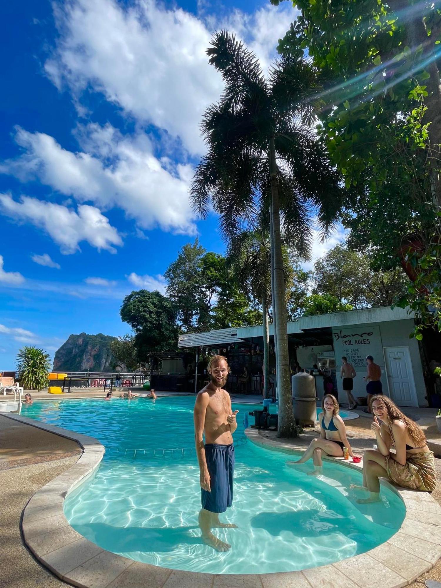 Blanco Hideout Railay - Youth Hostel 18 To 35 Only Eksteriør bilde